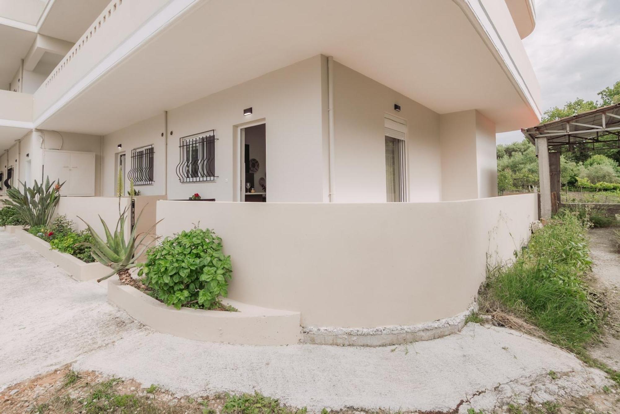 Summer Blue Apartments Chania 干尼亞 外观 照片